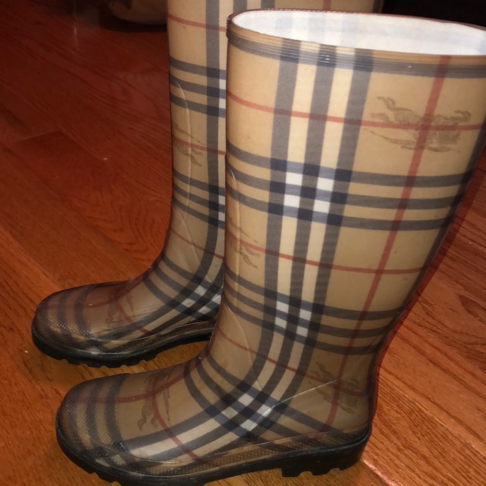 Burberry Rainboots